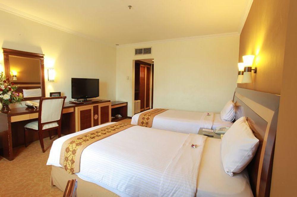 Semesta Heritage Hotel & Convention Семаранг Екстериор снимка