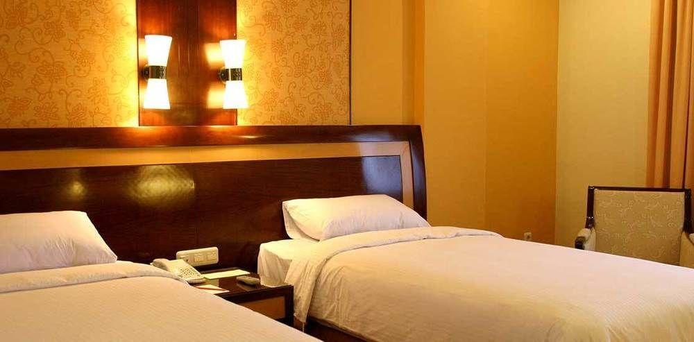 Semesta Heritage Hotel & Convention Семаранг Екстериор снимка