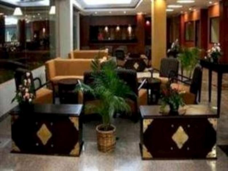 Semesta Heritage Hotel & Convention Семаранг Екстериор снимка