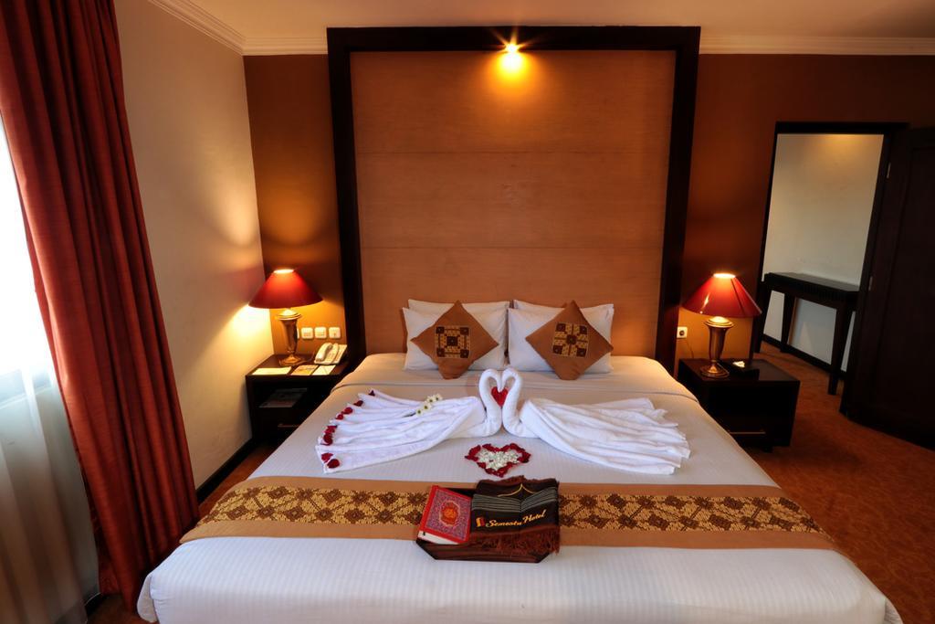 Semesta Heritage Hotel & Convention Семаранг Екстериор снимка