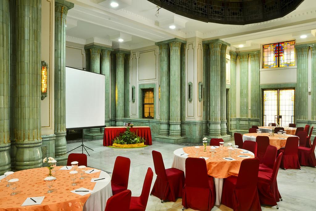 Semesta Heritage Hotel & Convention Семаранг Екстериор снимка