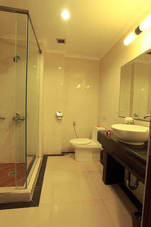 Semesta Heritage Hotel & Convention Семаранг Екстериор снимка