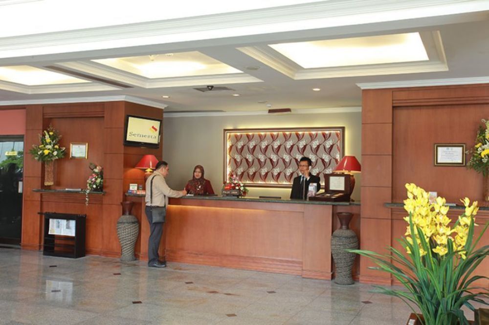 Semesta Heritage Hotel & Convention Семаранг Екстериор снимка
